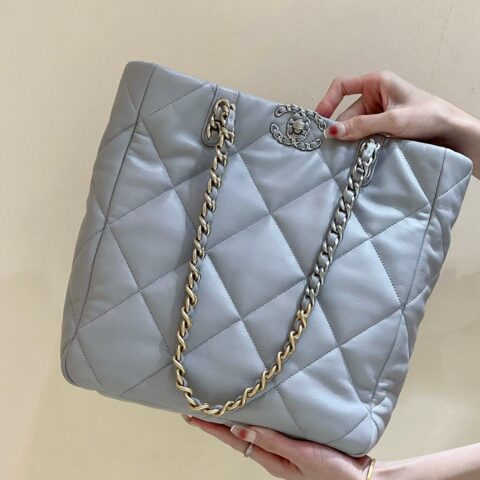 CHANEL 19 bag tote购物包 AS3519灰色