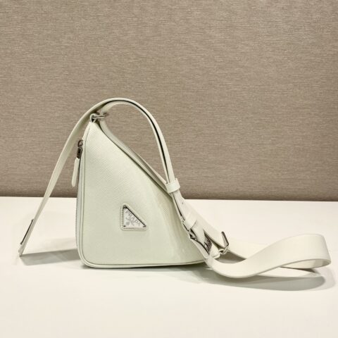 PRADA普拉达进口十字纹牛皮腰带三角包2VL039