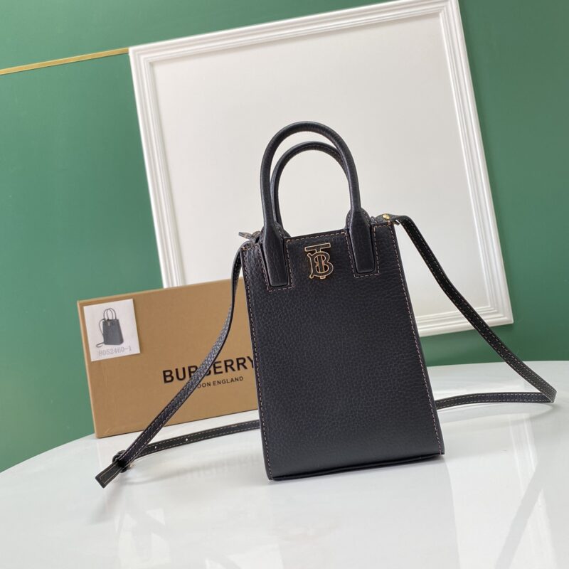 Burberry巴宝莉粒纹皮革Frances 托特包