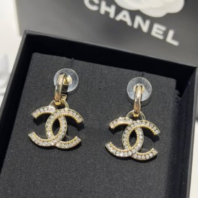 新款☑️CHANEL香奈儿双c满钻耳钉耳环