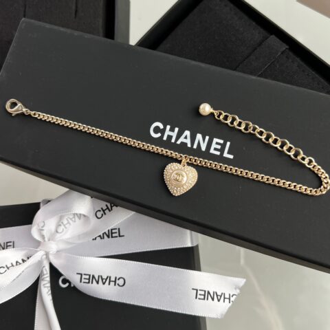 新款☑️CHANEL香奈儿双c满钻桃心爱心手链 项链