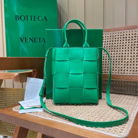 Bottega Veneta MINI CASSETTE TOTE 22CM BAG 709341鹦鹉绿