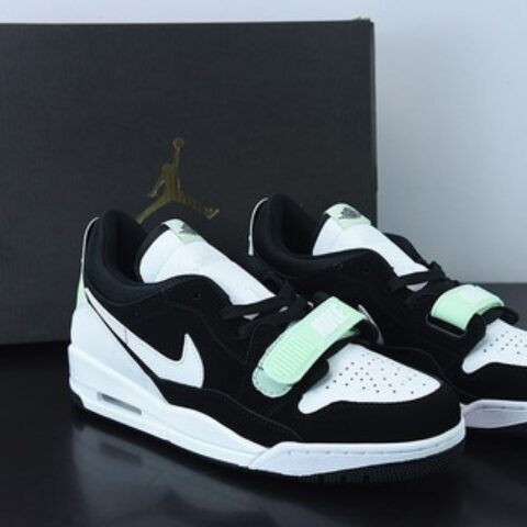 O01M4过验版 Air Jordan Legacy 312 Low 荧光泼墨熊猫低帮运动鞋 货号：CJ5500-013