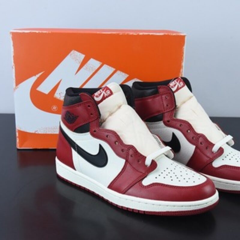 Air Jordan 1 Retro " Chicago Reimagined " 高邦 做旧芝加哥货号货号：DZ5485 612