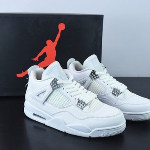 D0F1S5纯原 Air Jordan AJ4 Retro 纯白/白猫男士运动鞋 货号：308497-100
