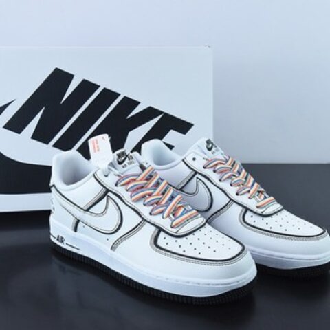 Nike Air Force 1 AF1 空军一号/低帮 白黑 彩虹鞋带  3M反光版货号：GU6936-599