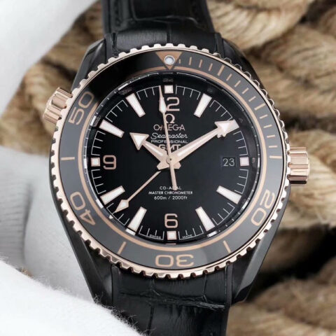 BF精品 海马600米系列自动机械男表搭载性能稳定的原版4针GMT8906机芯