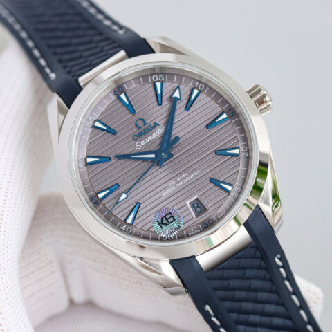 海马150米 Aqua Terra 天文台 41mm 1: 市场独家天然胶带