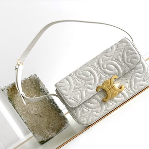 CELINE赛琳最新款绗缝限定凯旋门腋下包194143