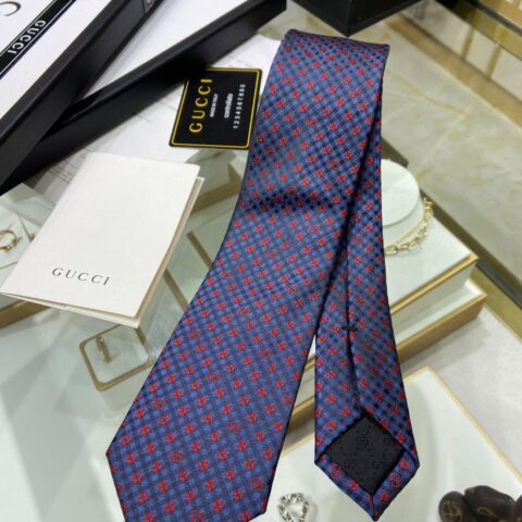 GUCCI古驰100%顶级提花真丝三叶草领带