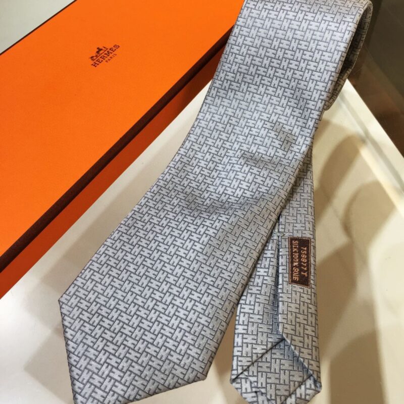 Hermes爱马仕100%顶级斜纹真丝H提花领带