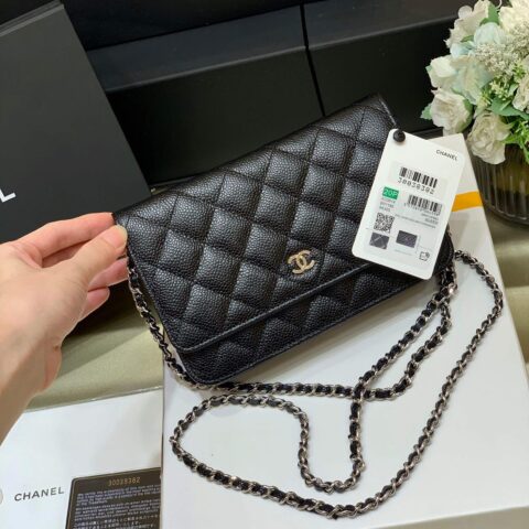 CHANEL WOC 19CM 牛皮发财包 A33814黑色/银扣