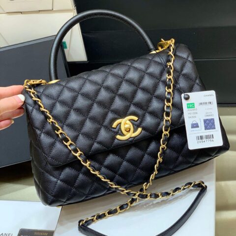 CHANEL 经典款之Coco handle 28CM A92993黑色/金扣/红色内里