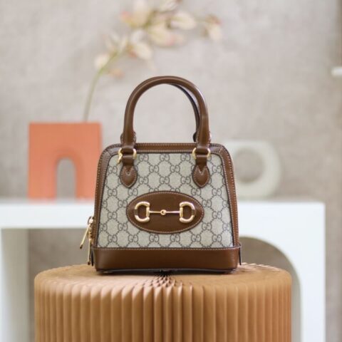 GUCCI 1955马衔扣系列Mini贝壳包 640716棕色