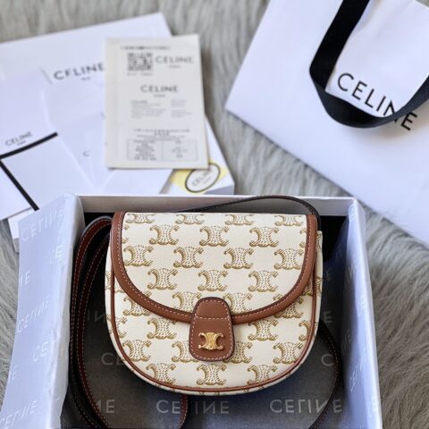 CELINE赛琳TRIOMPHE BESACE 迷你马鞍包196702