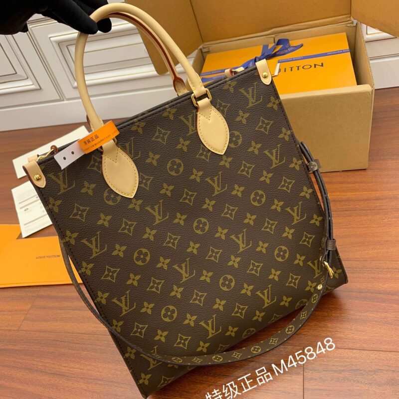 LV M45848 SAC PLAT PM TOTE