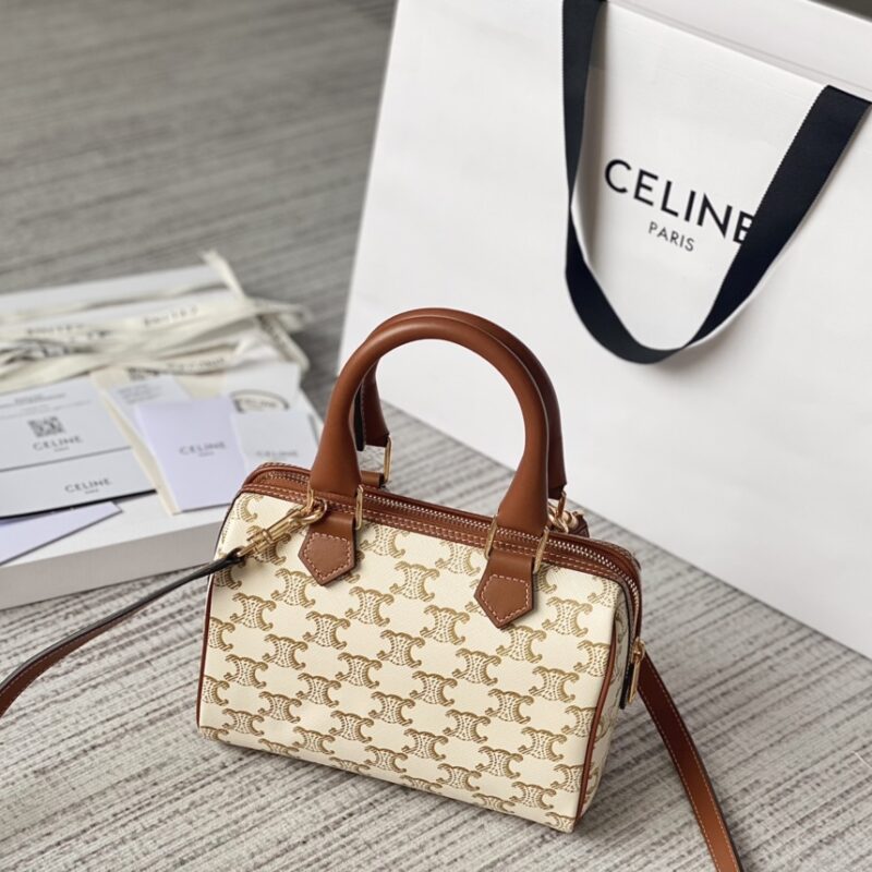 CELINE赛琳TRIOMPHE 老花波士顿枕头包197582