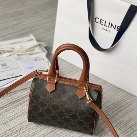 CELINE赛琳TRIOMPHE 老花波士顿枕头包197582