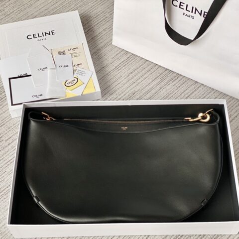 CELINE赛琳椭圆形早春系列腋下包107768