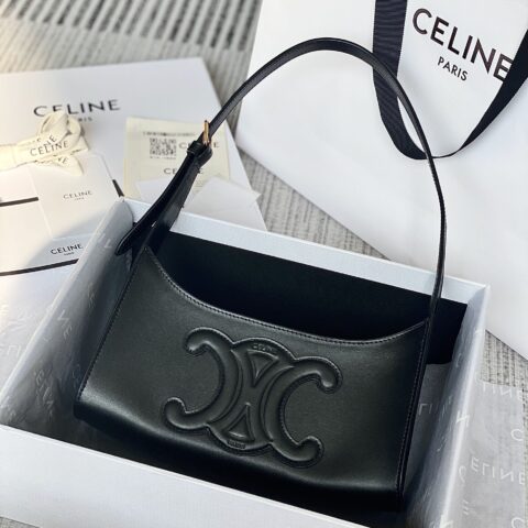 CELINE赛琳2022春夏新品腋下包198153