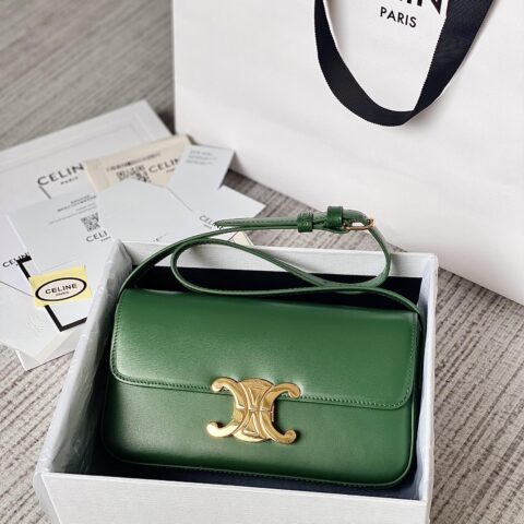 CELINE赛琳凯旋门全皮系列小牛皮肩背包194143