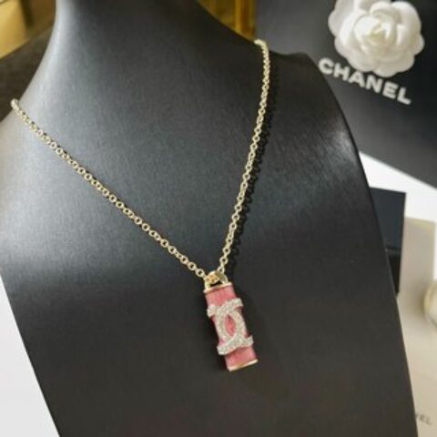 2021新款CHANEL香奈儿双c粉色水晶柱长项链毛衣链