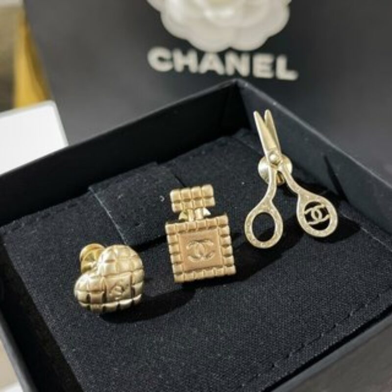 新款 CHANEL香奈儿三件套 剪刀 香水瓶 桃心胸针