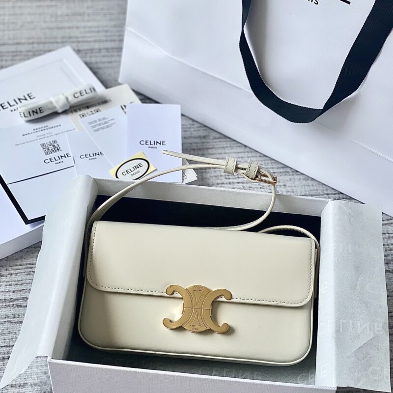 CELINE赛琳凯旋门全皮系列小牛皮肩背包194143