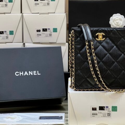 CHANEL 22b秋冬新款预告系列荔枝皮小型购物包 AS3470