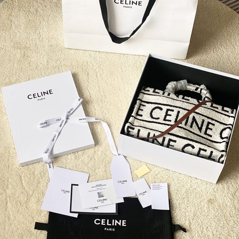 CELINE赛琳CABAS THAIS小号通体印花织物手袋199162