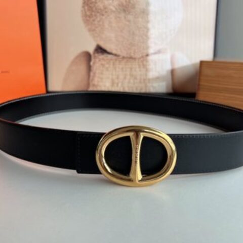 Hermès爱马仕   镂空金属扣双面用细腻牛皮腰带38mm