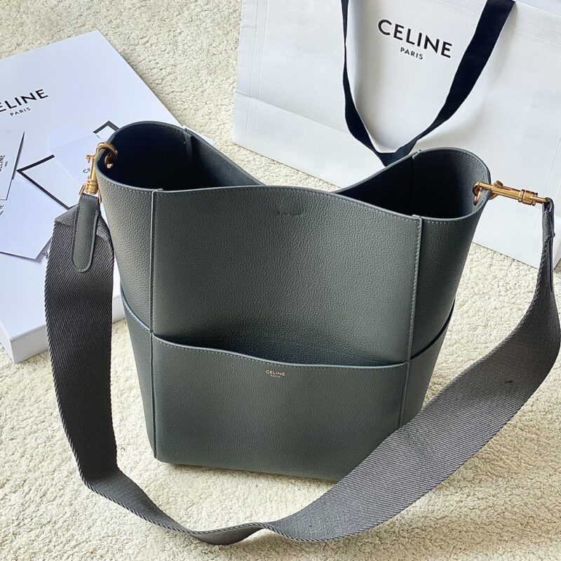 CELINE赛琳Sangle Seau 荔枝纹牛皮水桶包176593