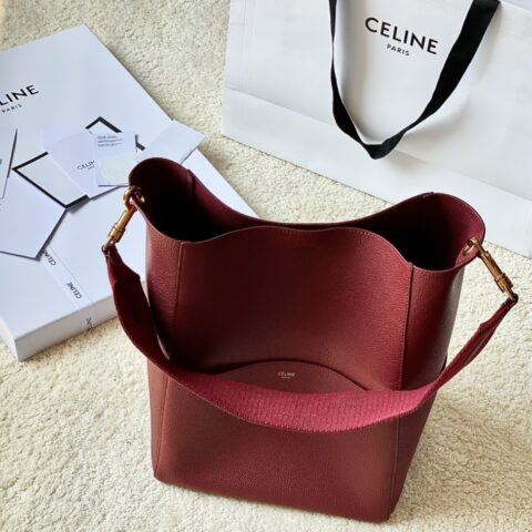 CELINE赛琳Sangle Seau 荔枝纹牛皮水桶包176593
