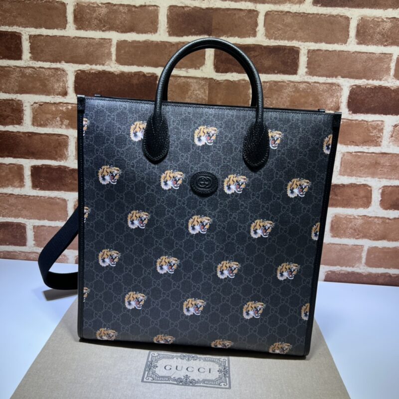 GUCCI古驰饰老虎印花GG中号托特包674155
