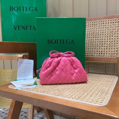 Bottega Veneta THE MINI POUCH 22CM 编织云朵包 585852粉红色