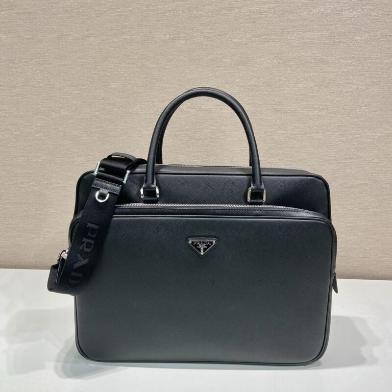 PRADA普拉达Saffiano皮革新款公文包2VE021