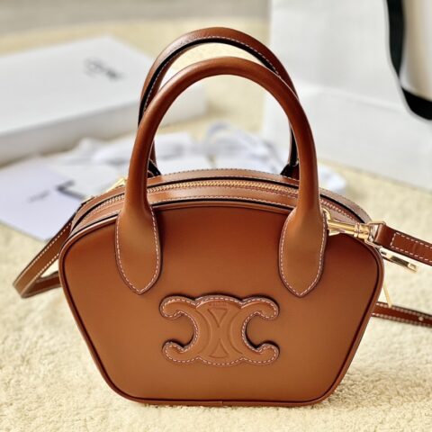 CELINE赛琳迷你棕色凯旋门牛皮革保龄球包110462