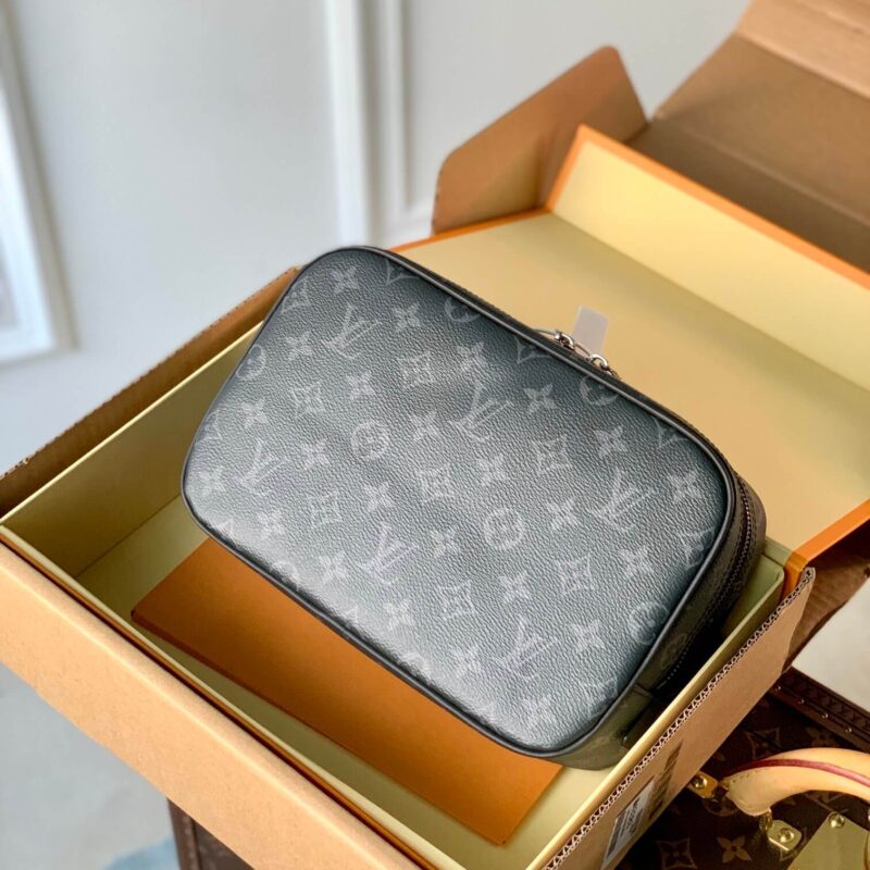 LV M43383 大号盥洗包