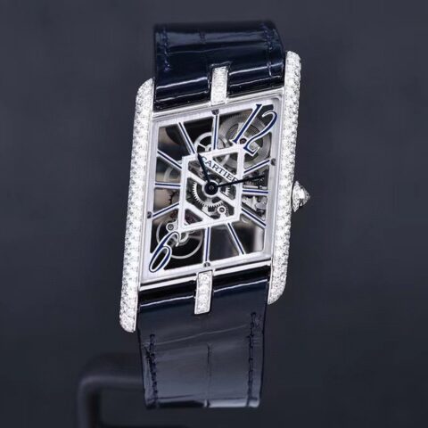 卡地亚 CARTIER 坦克镂空系列 HPI01370 X43 尺寸 47*36 厚7.82mm 搭载瑞士进口石英机芯腕表