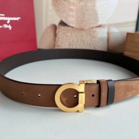 Salvatore  Ferragamo菲拉格慕男士3.5cm专柜旋转金属夹扣，进口头层牛皮甩纹绒面内衬腰带