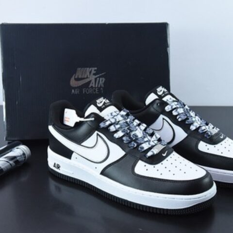 Nk Air Force 1 Low "Panda" 空军一号低帮休闲板鞋 货号：DV0788-001