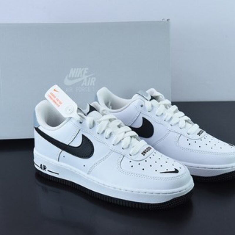 Nike Air Force 1 AF1 空军一号/低帮 白黑 灰尾 刺绣低帮休闲板鞋 货号：CT5531-100