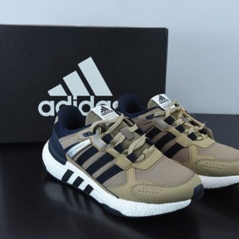 Ad EQUIPMENT+ 阿迪2021年新款缓震透气爆米花休闲跑鞋adidas EQT系列货号:  GY6606