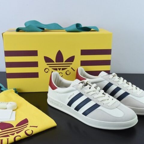古驰Gucci x 德国运动品牌阿迪达斯Adidas Originals Gazelle"Esquisite Gucci"羚羊系列低帮复古百搭休闲运动板鞋