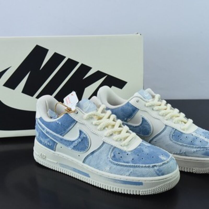 NK Air Force 1 Low 空军一号低帮百搭休闲运动板鞋 水洗牛仔破洞 货号：CW1888-611