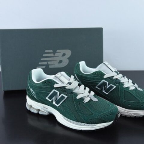 New Balance NB1906R 白银 潮流复古休闲跑步鞋货号：M1906RX