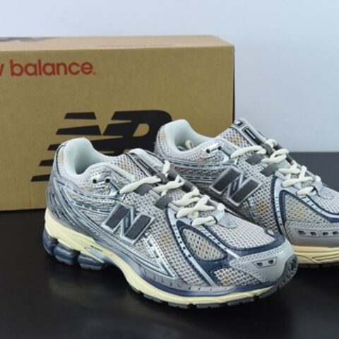 New Balance NB1906R 白银 潮流复古休闲跑步鞋货号：M1906RTI