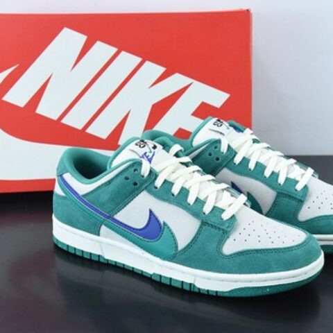 Nike SB Dunk Low SE "85 Green Blue"扣篮系列低帮休闲运动滑板板鞋“麂皮帆白绿蓝双钩”货号：DO9457-101