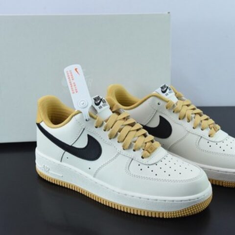 NK By You Air Force 1'07 Low Retro SP空军一号低帮经典百搭休闲运动板鞋“皮革米白姜黄黑钩子”FD9063-101