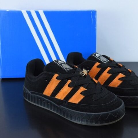 Adimatic Low"Grey Three Tech Indigo"马蒂奇系列低帮复古鲨鱼面包休闲运动休闲滑板板鞋 货号：GX8976
